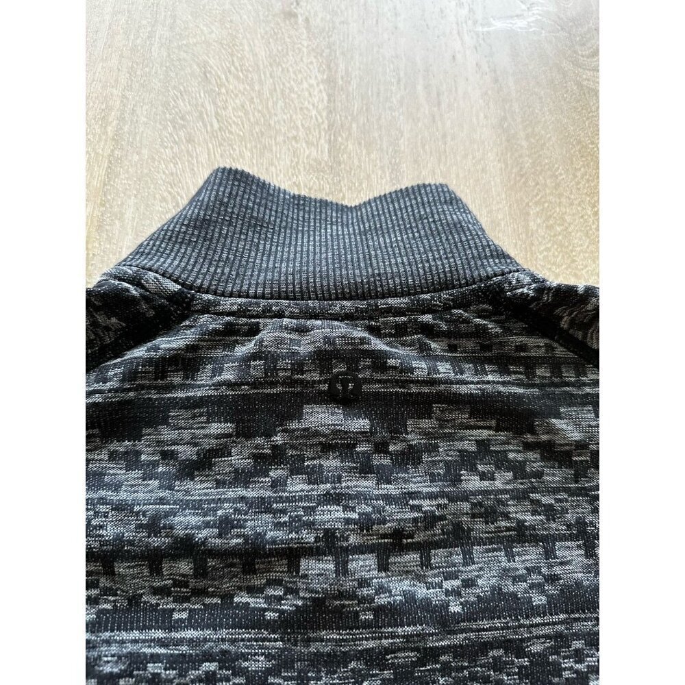Lululemon Rest Less 1/4 Zip Heathered Black Size 4 Running Athleisure Warm - Picture 9 of 9